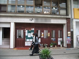 商店街人気カフェ